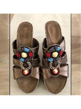 Size 8M Aerosoles Cobblestone Boho Chic Tribal Wedge Mule Y2K Vibe Cabochon 4”